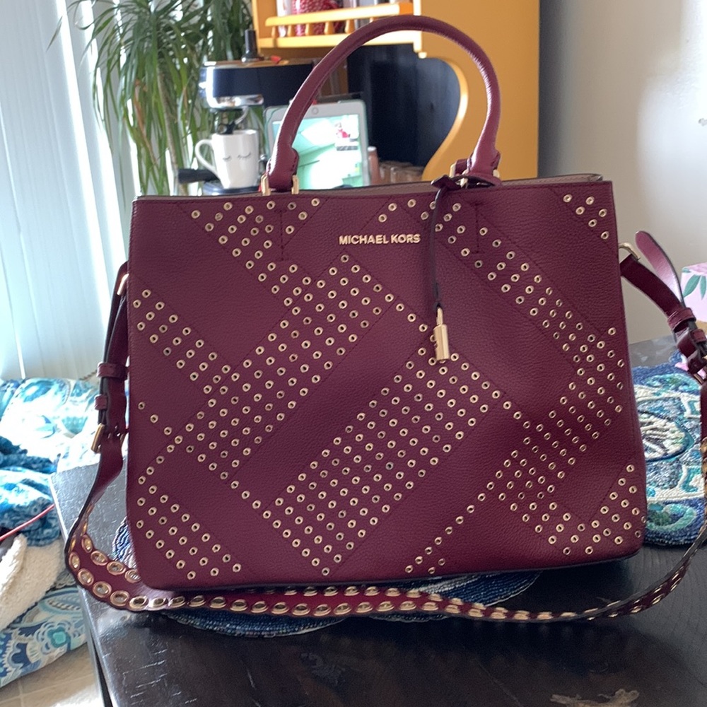 Michael Kors rivet design handbag satchel